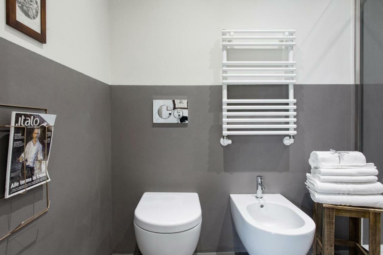 Charming Flat Righi Bologna Apartment Bagian luar foto